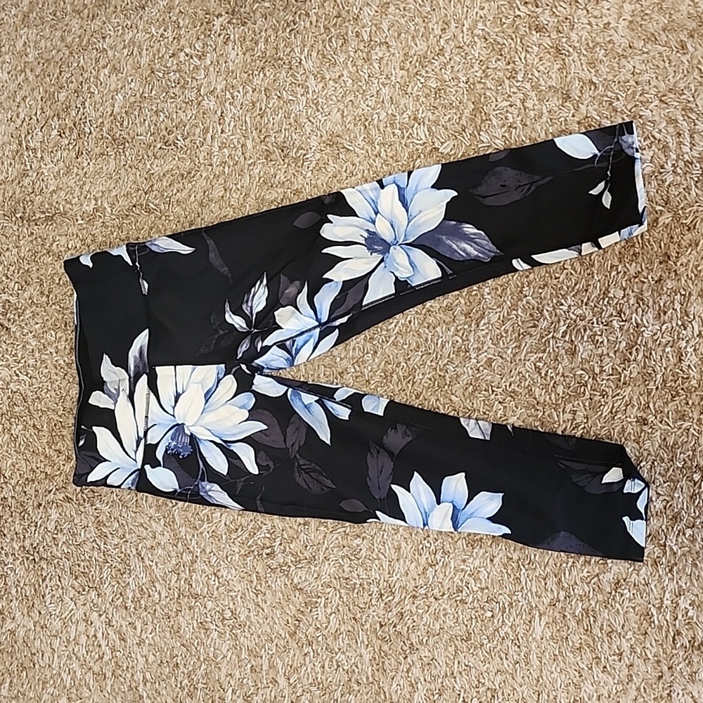 CK MOISTURE WICKING CROP LEGGINGS